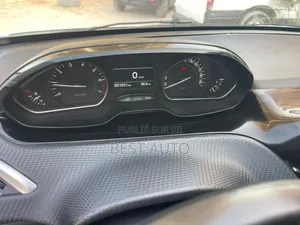 PEUGEOT 208 2019 Blanc