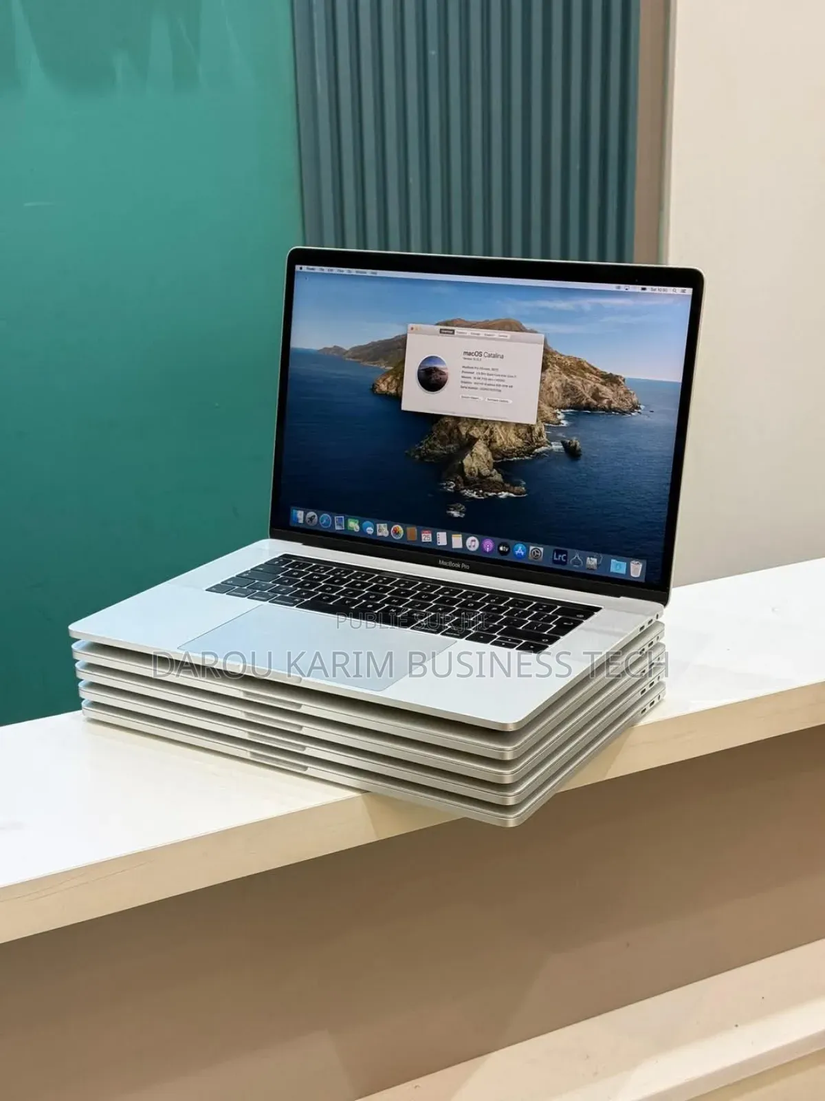 New Apple MacBook Pro 2017 16GB Intel Core I7 SSD 512GB