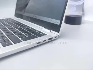 Photo - New Ordinateur Portable HP EliteBook 830 16GB Intel Core I5 SSD 512GB