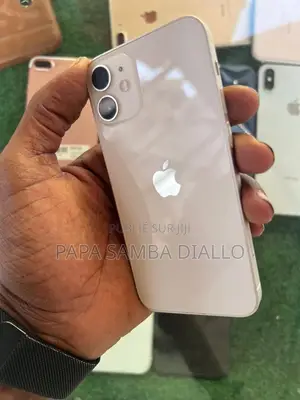 Photo - Apple iPhone 12 mini 64 GB Blanc