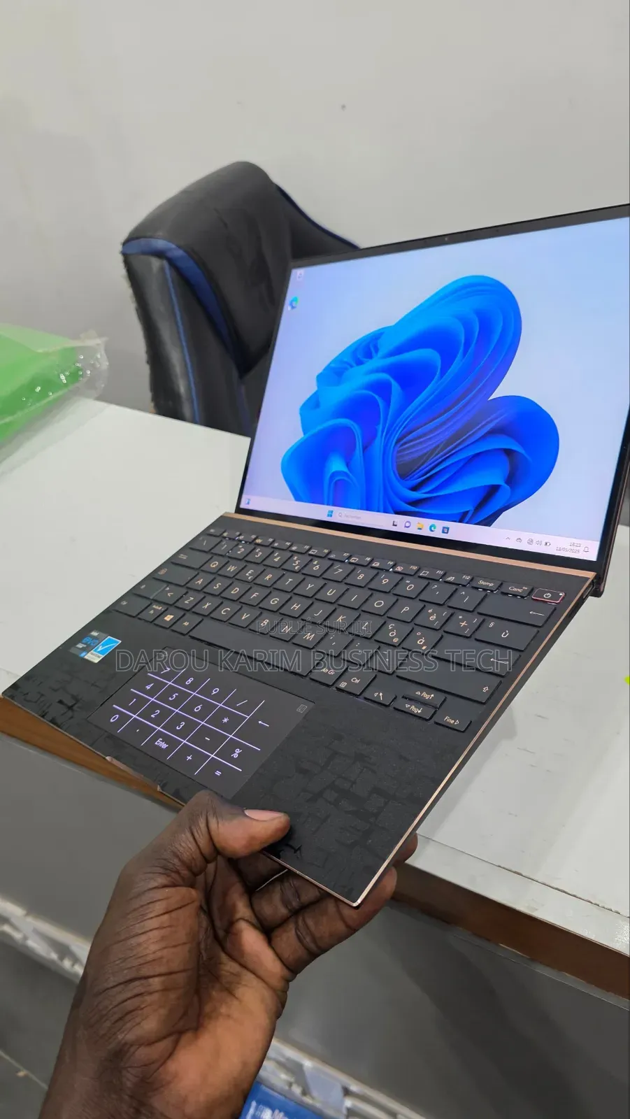 New Ordinateur Portable Asus ZenBook UX301LA 16GB Intel Core I7 SSD 1T