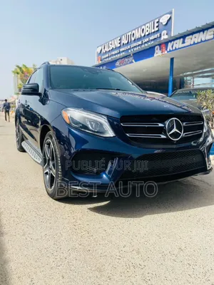 Photo - Mercedes-Benz GLE-Class 2018 Bleu
