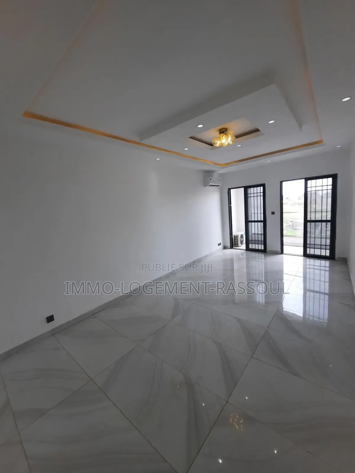 3chbre Appartement dans , Almadies à Louer