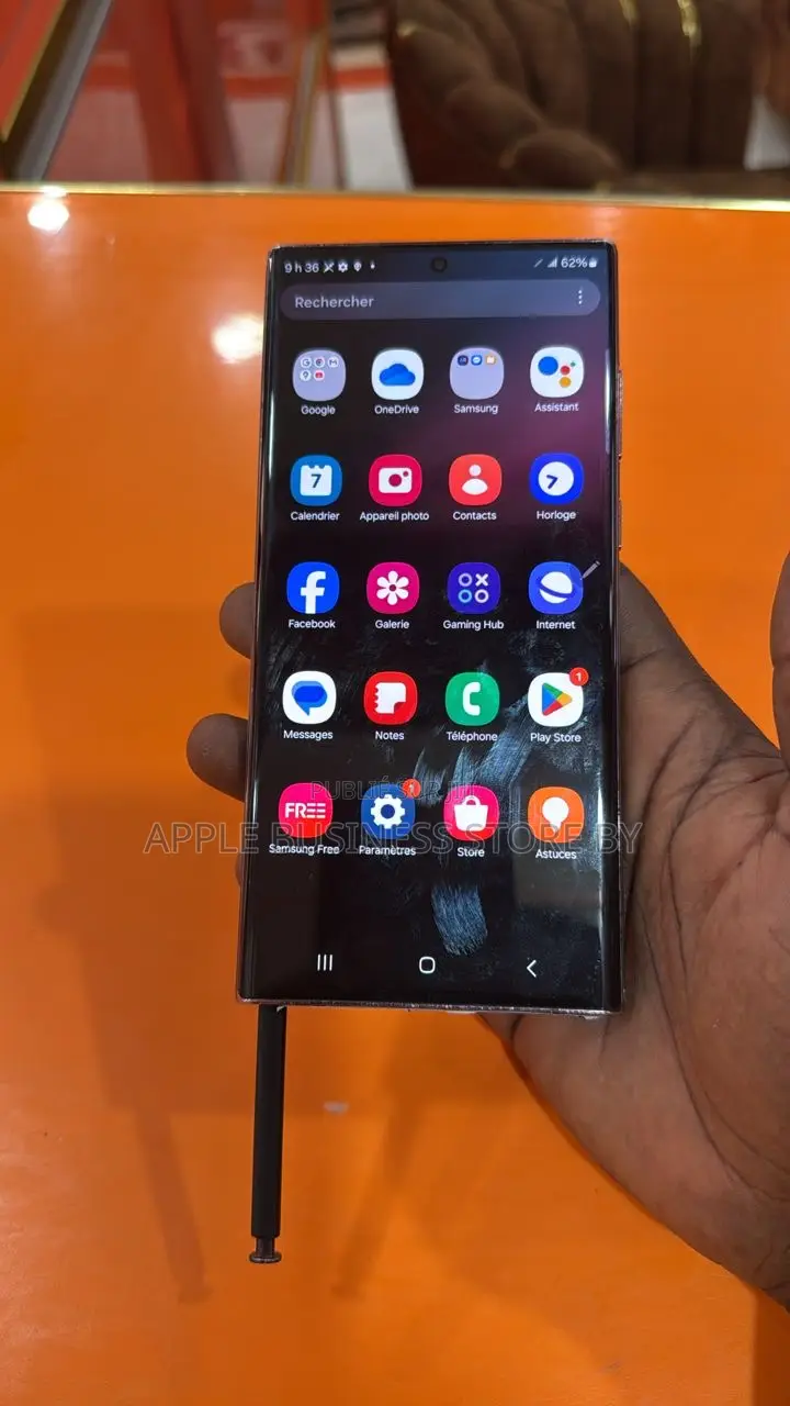 New Samsung Galaxy S22+ 5G 128 GB Noir