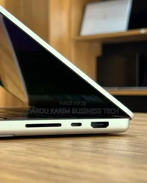 New Apple MacBook Pro 2020 M1 16GB Apple M1 Pro SSD 512GB