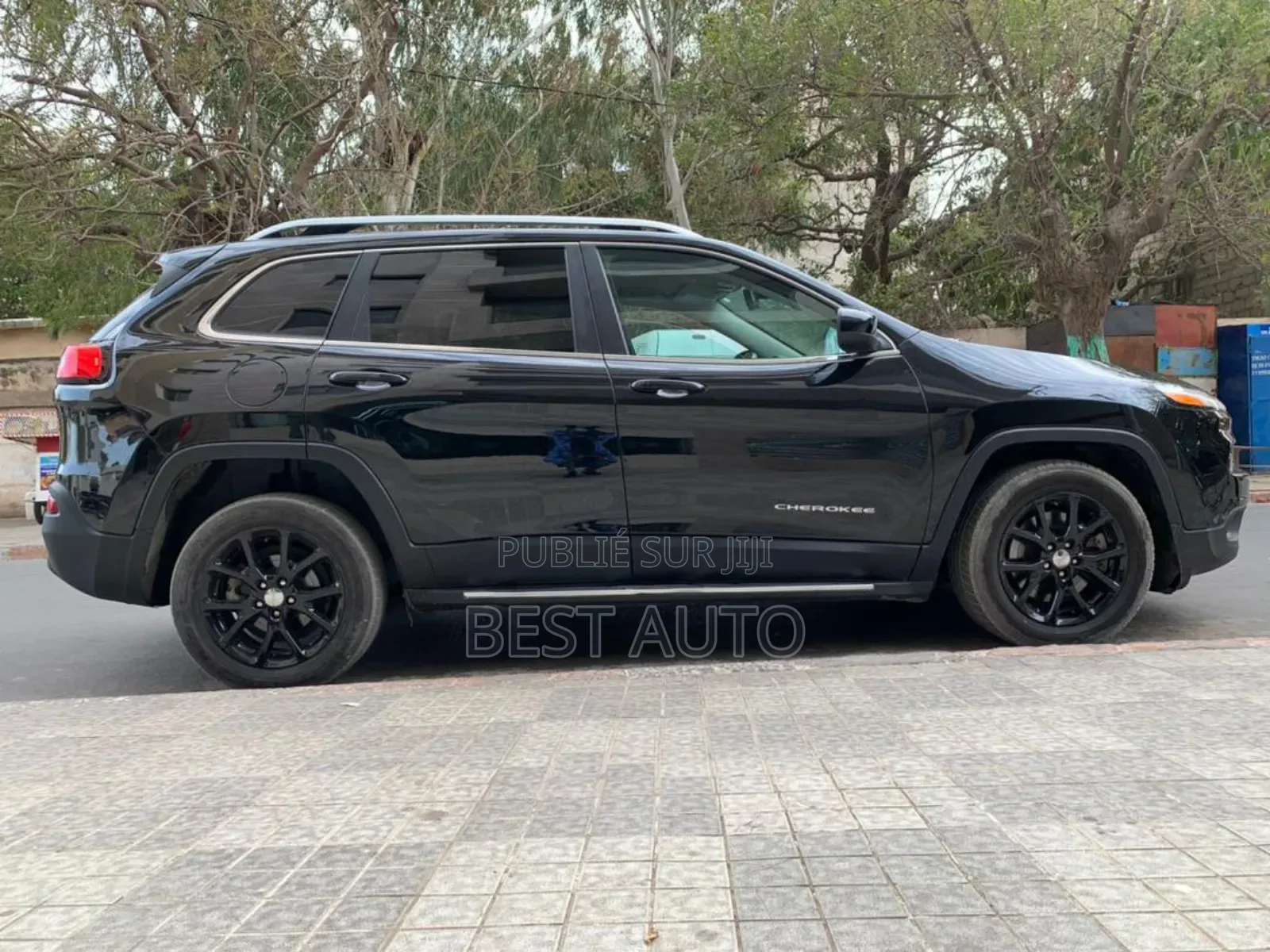 Jeep Cherokee 2016 Noir