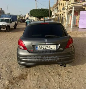 PEUGEOT 207 2011 Gris