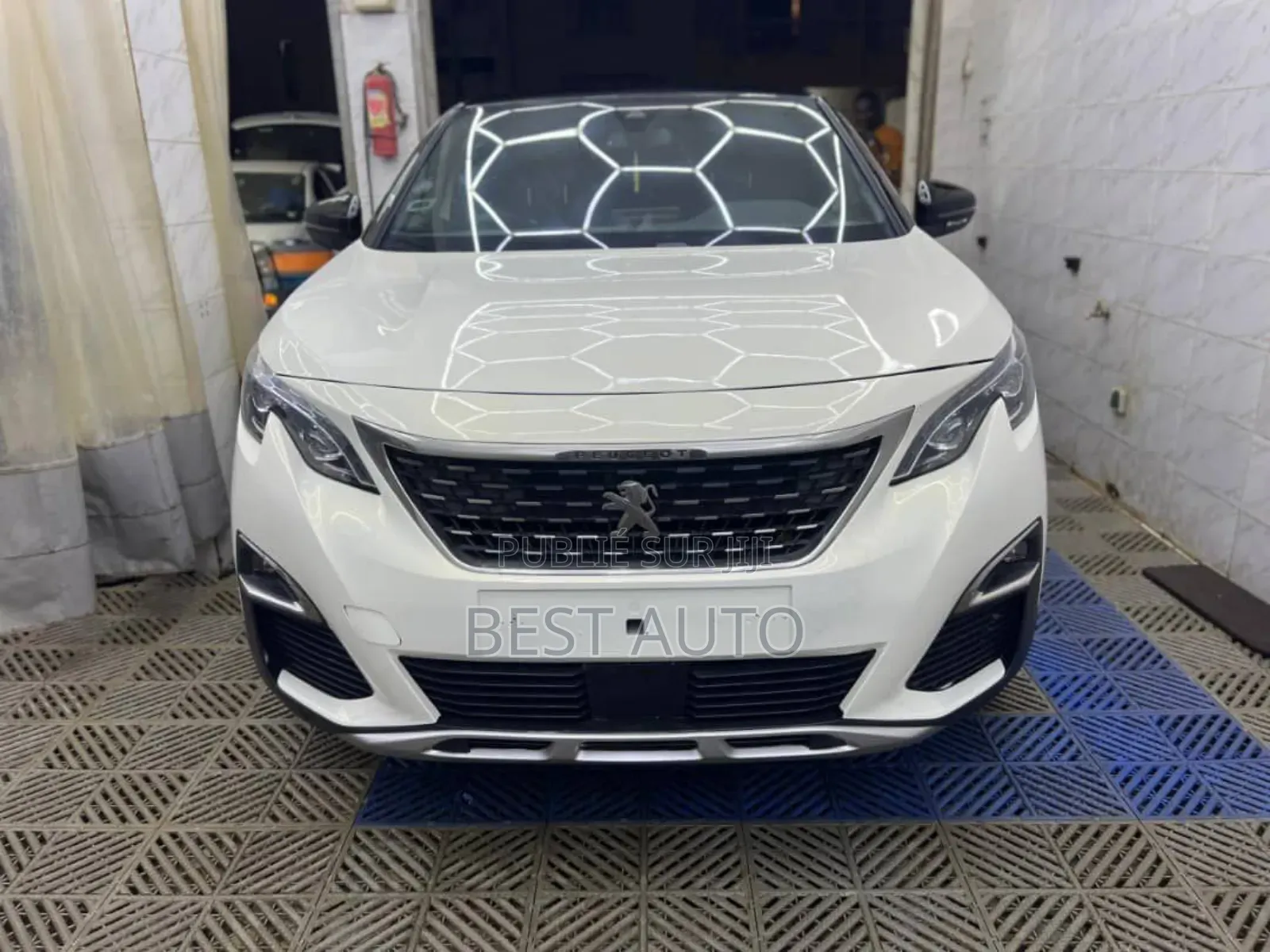 PEUGEOT 3008 2019 Blanc