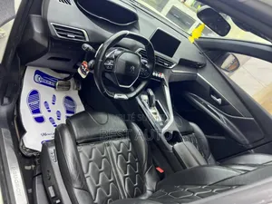 PEUGEOT 3008 2019 Blanc