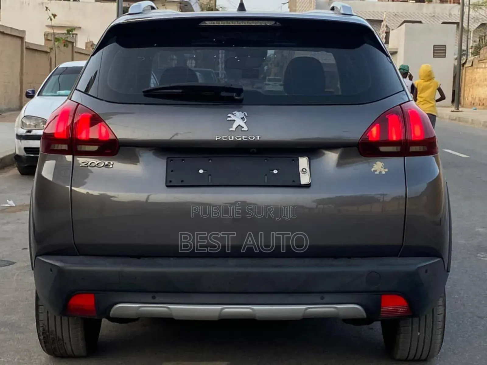 PEUGEOT 2008 2017 Gris