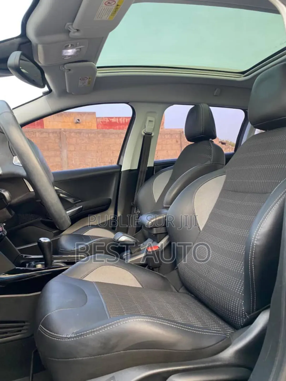 PEUGEOT 2008 2017 Gris