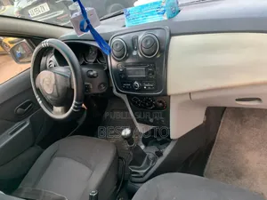 Dacia Sandero 2012 Blanc