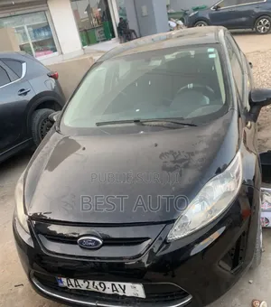 Photo - Ford Fiesta 2013 Noir