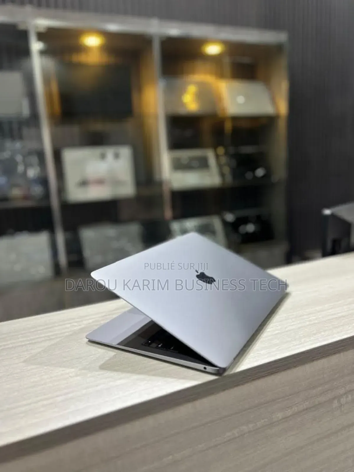 New Apple MacBook Air 2020 M1 8GB Apple M1 SSD 256GB