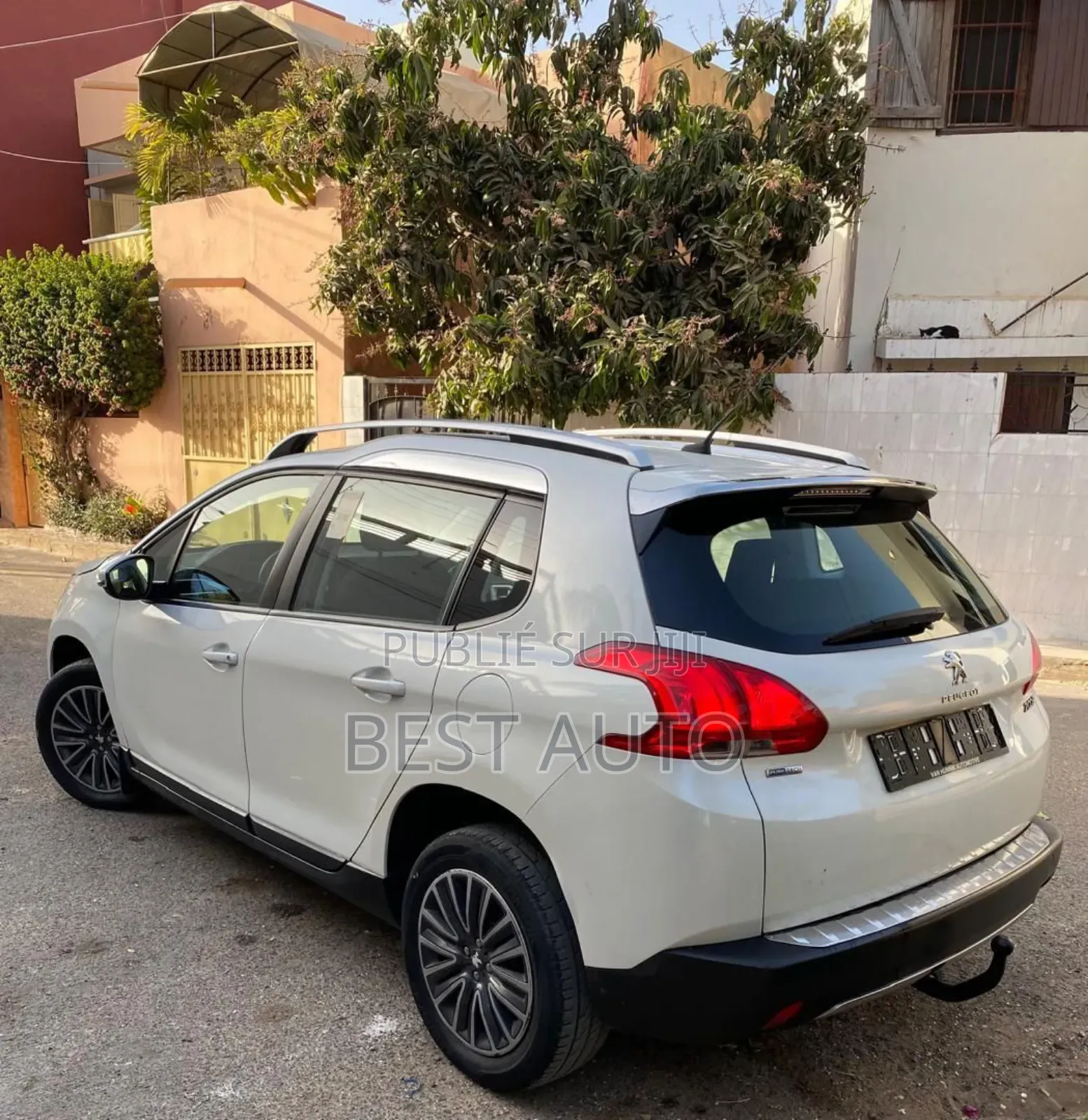 PEUGEOT 2008 2016 Blanc