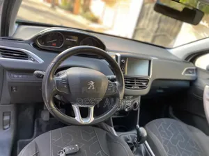 PEUGEOT 2008 2016 Blanc