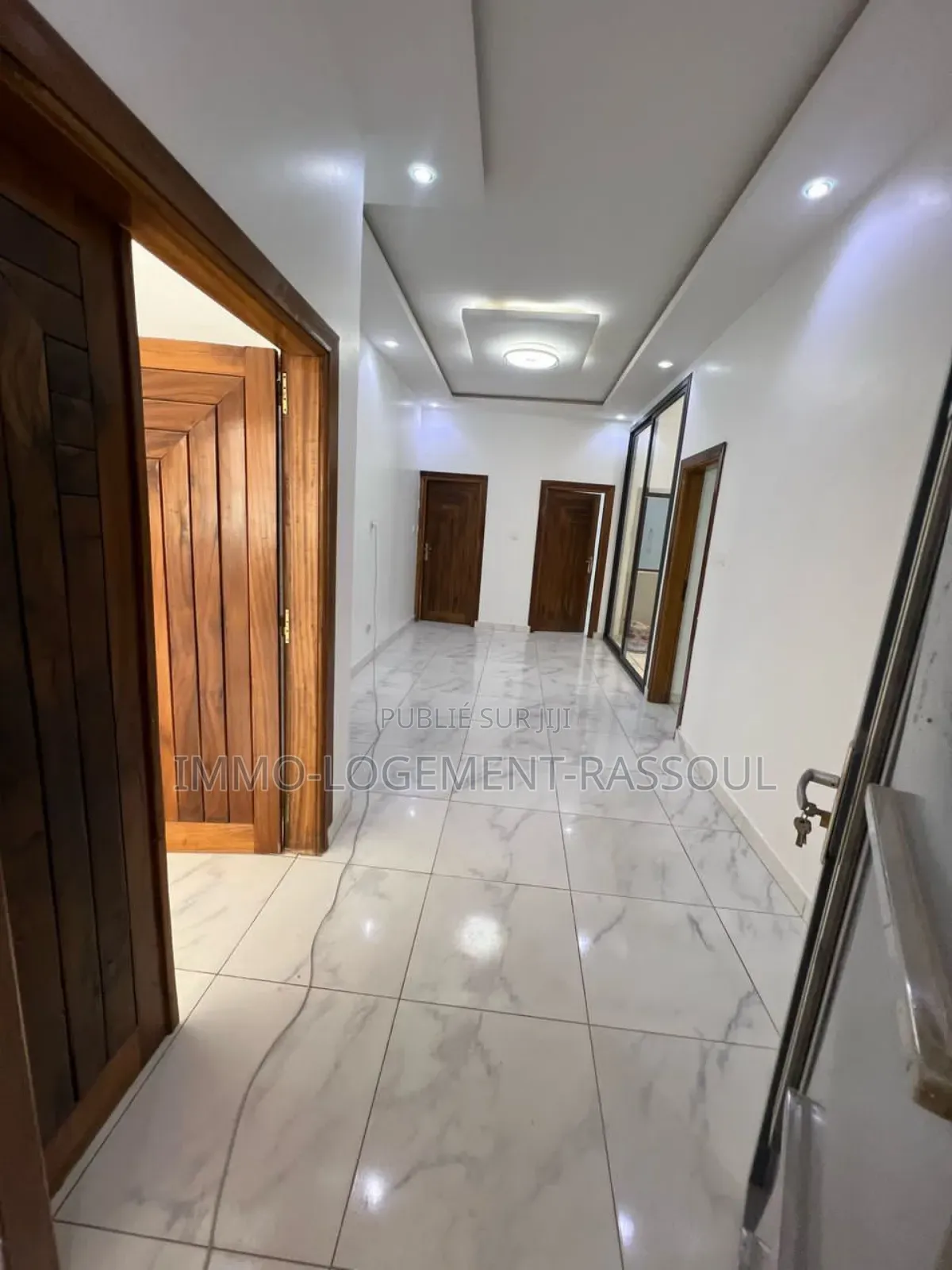3chbre Appartement dans , Mermoz Sacré-Cœur à Louer