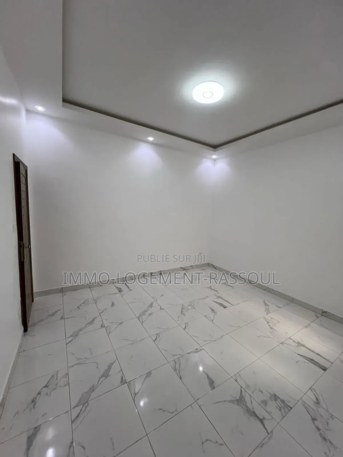 3chbre Appartement dans , Mermoz Sacré-Cœur à Louer