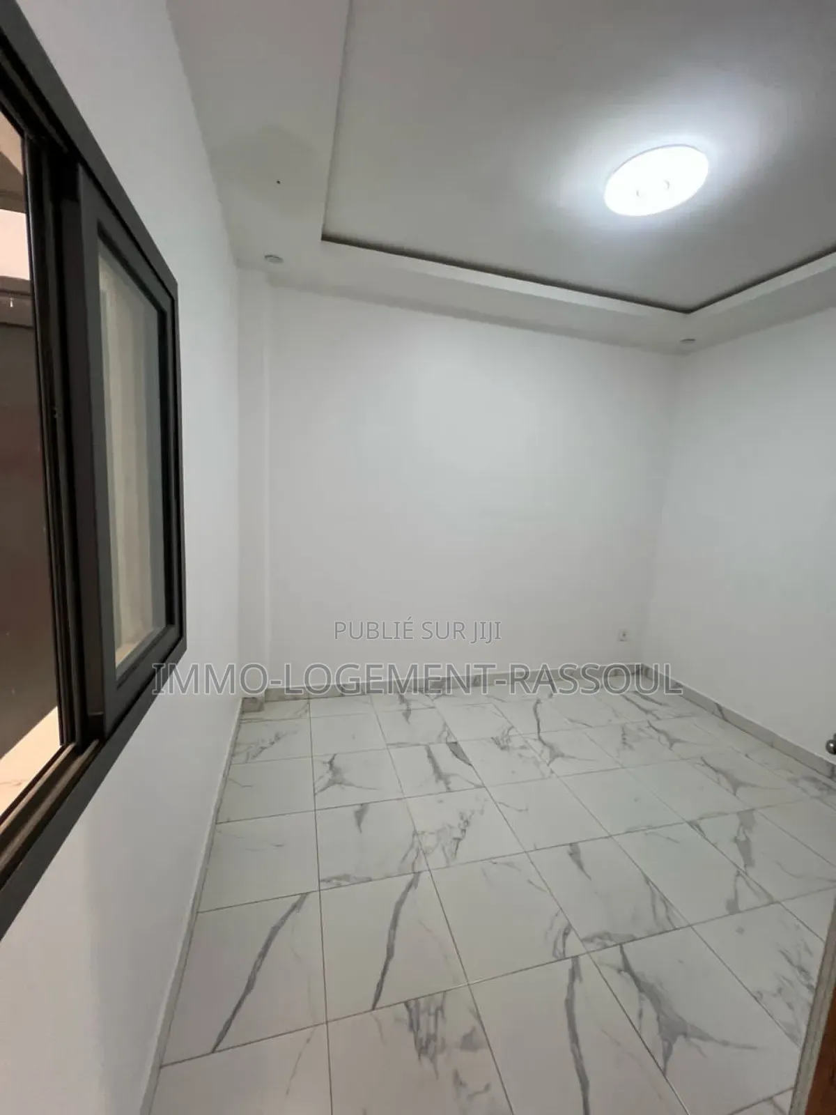 3chbre Appartement dans , Mermoz Sacré-Cœur à Louer