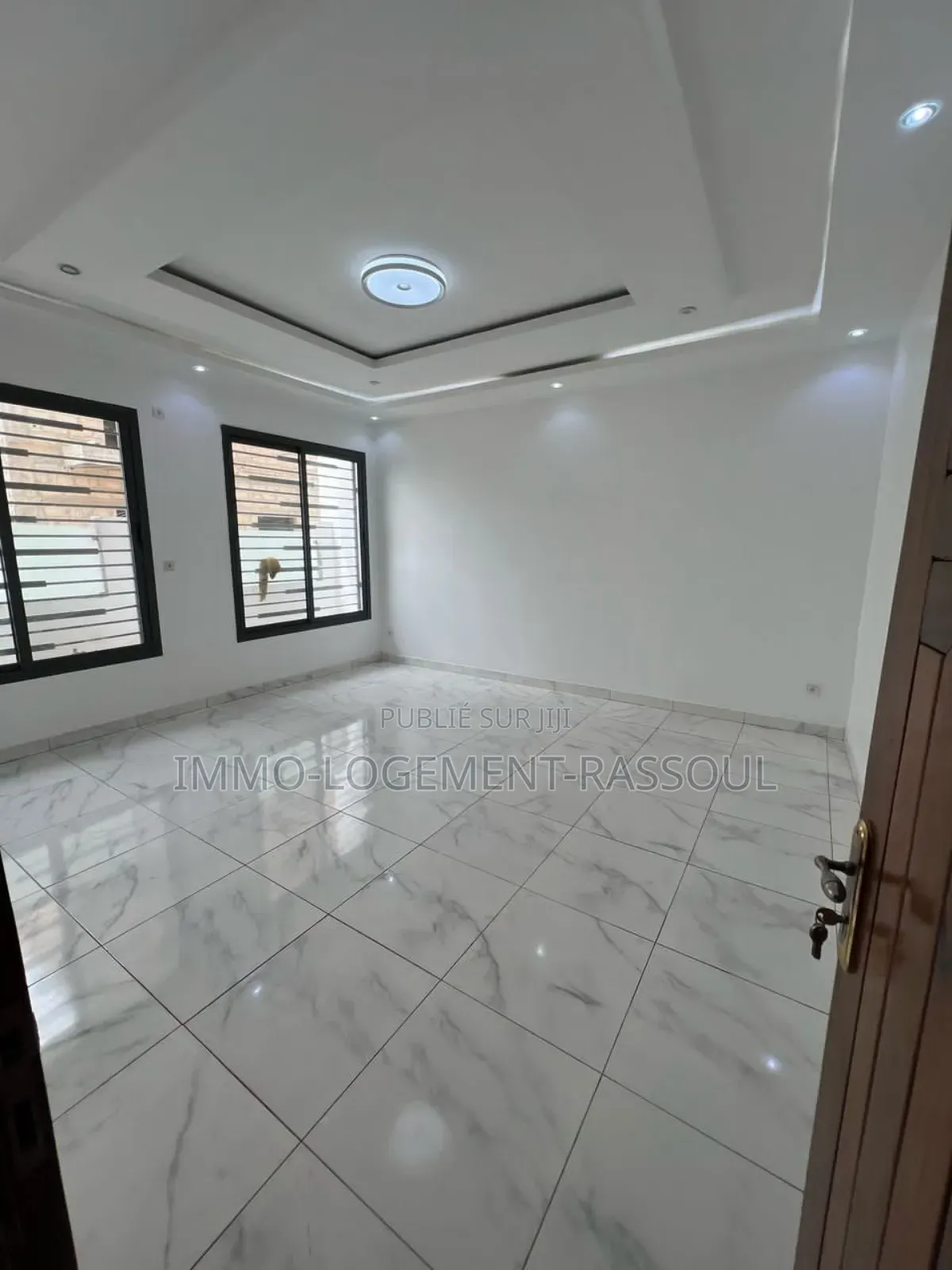 3chbre Appartement dans , Mermoz Sacré-Cœur à Louer