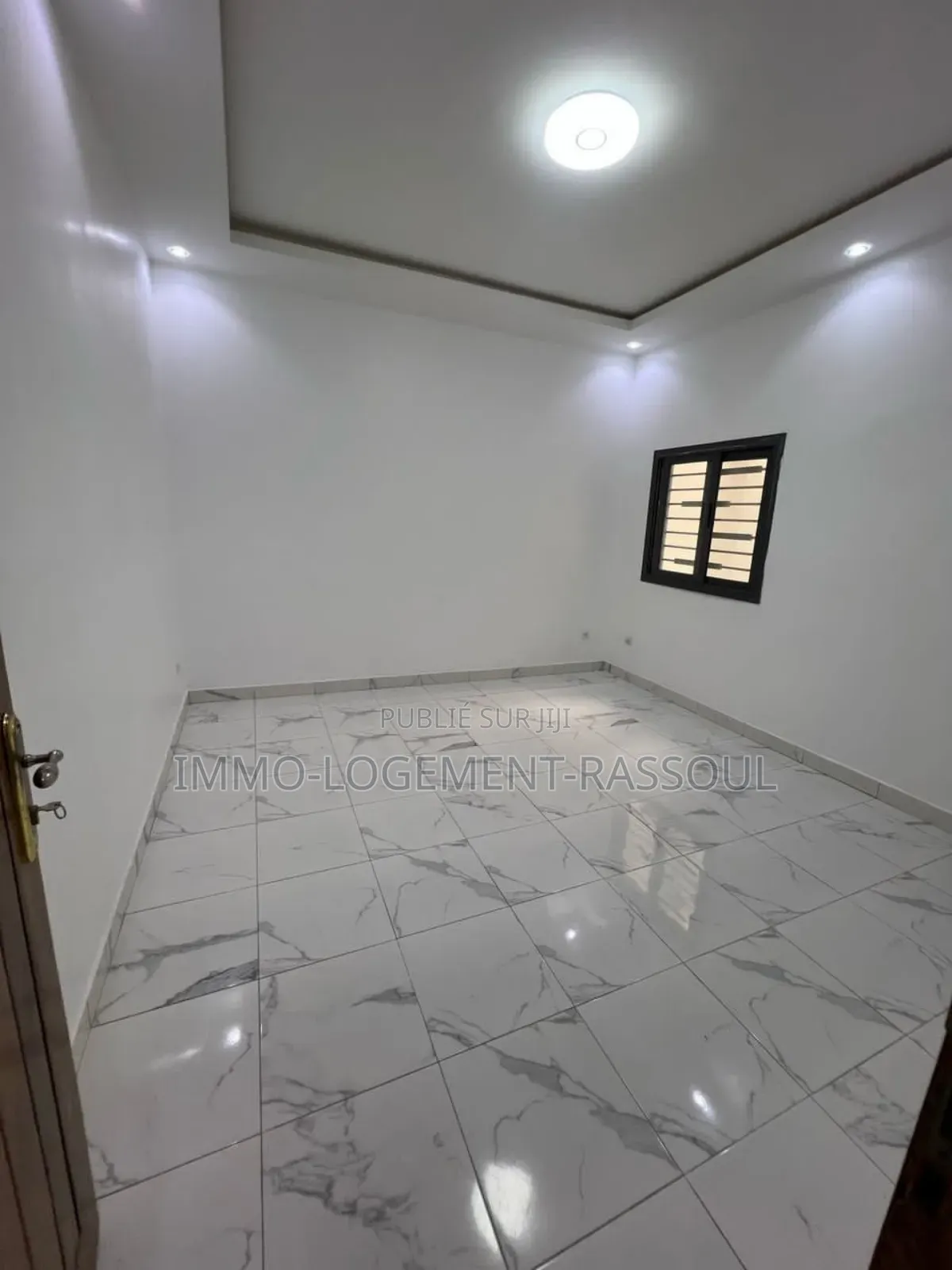 3chbre Appartement dans , Mermoz Sacré-Cœur à Louer