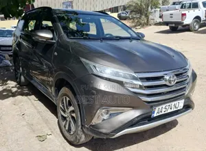 Toyota Rush 2019 Gris