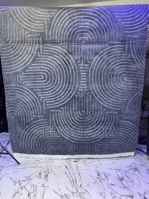 Moquette/5d : Prix 1 À 11 PCS = 11000f*