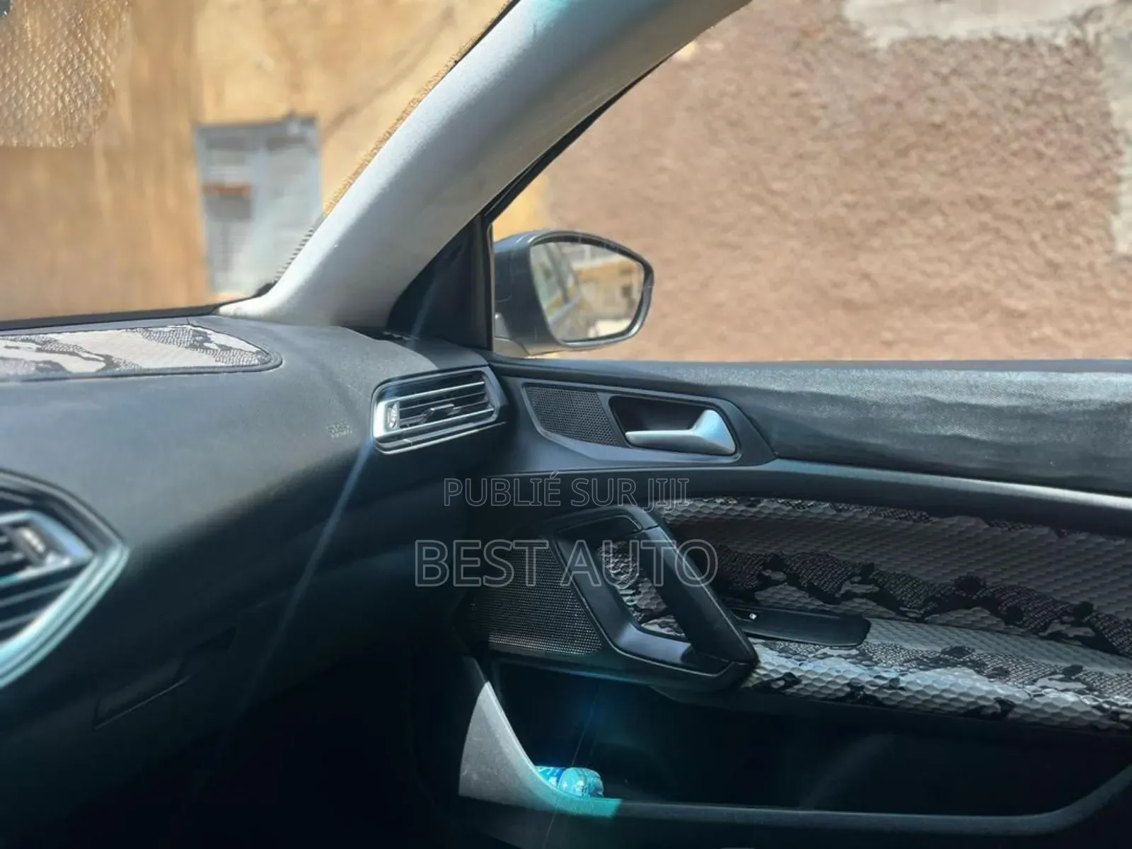 PEUGEOT 308 2015 Noir