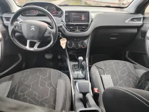 PEUGEOT 2008 2017 Bleu