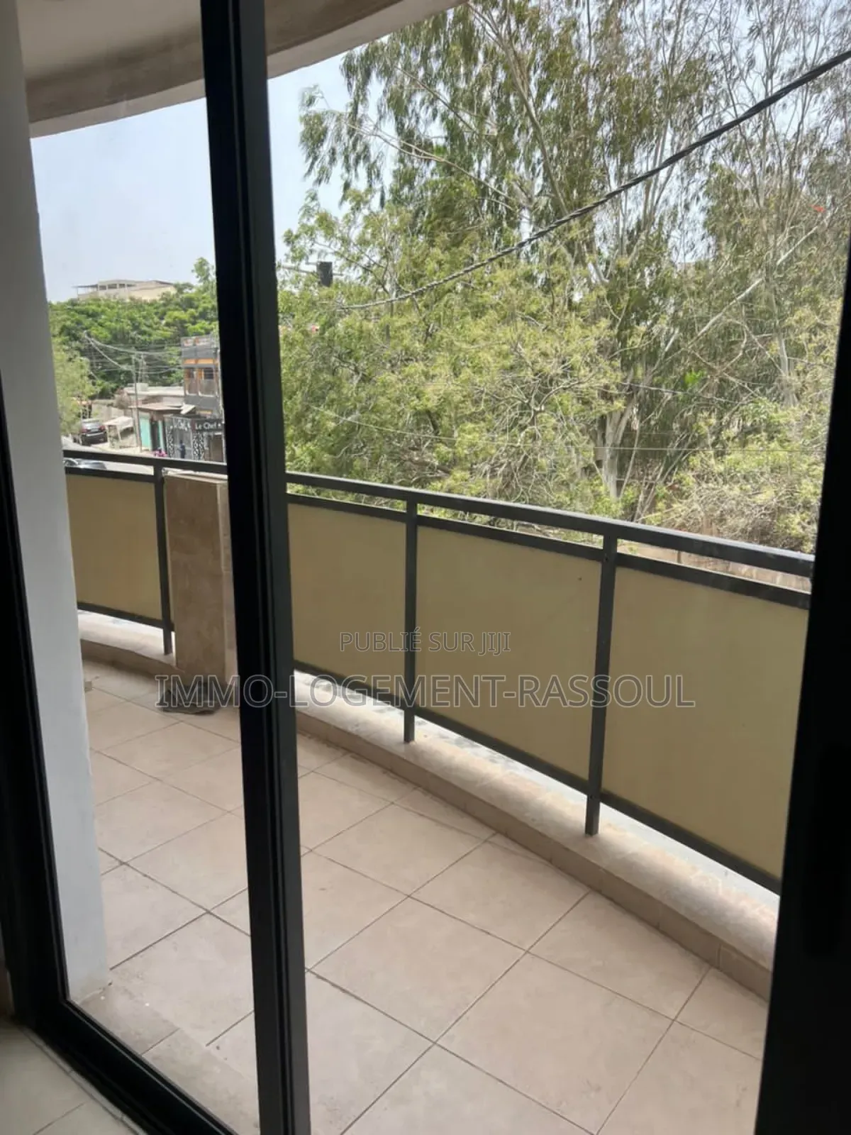 3chbre Appartement dans Dieuppeul-Derklé à Louer