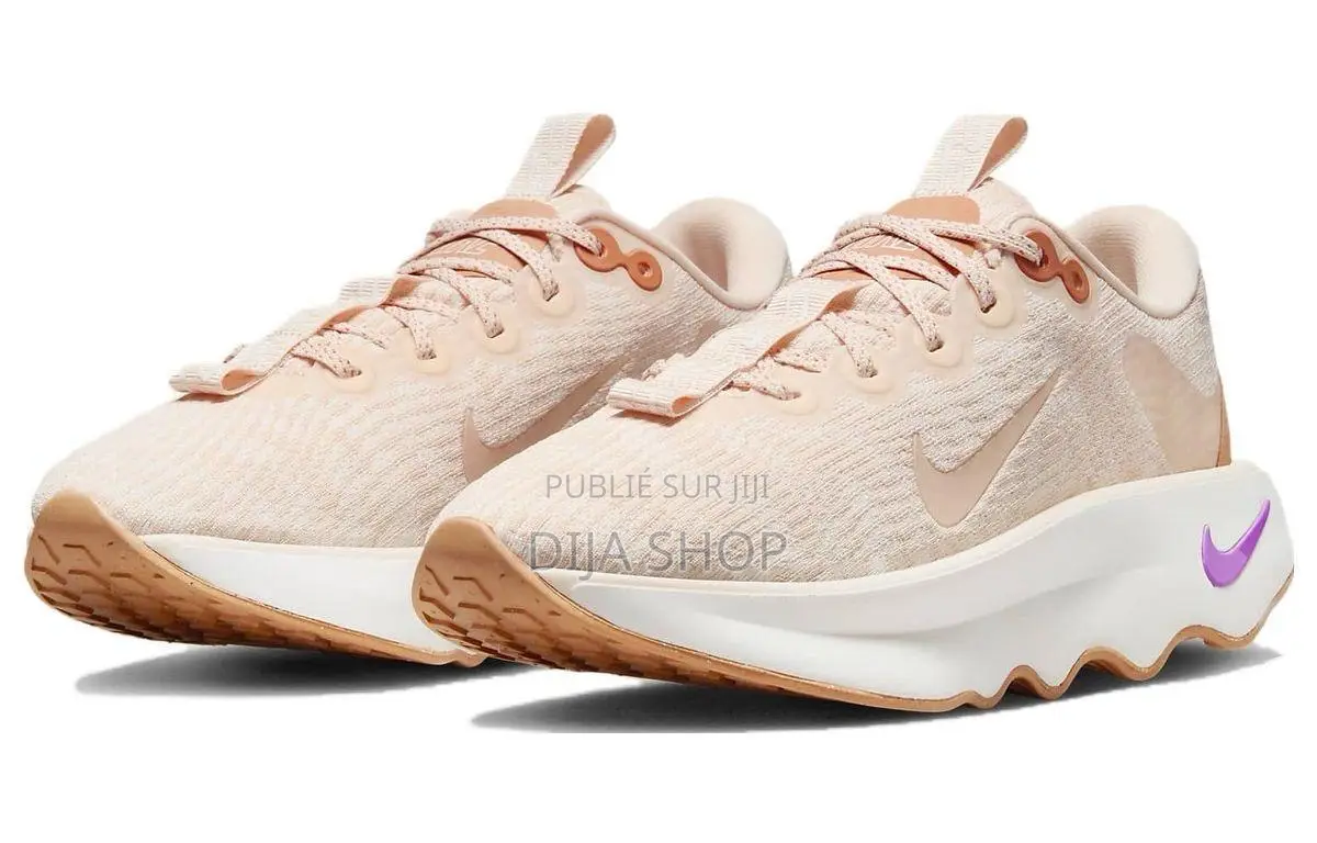 Original Nike Motiva Disponible Pointure ,40,41,42,43,44,45