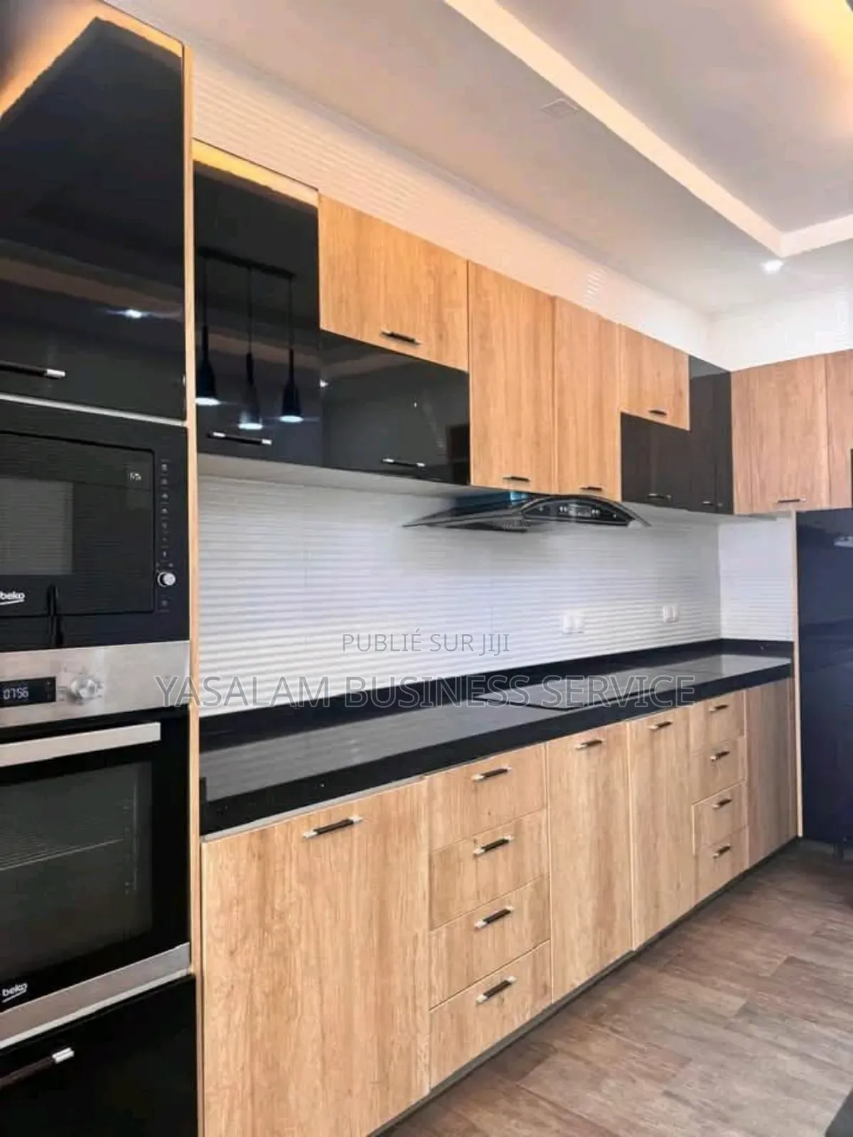 8chbre Villa dans Yasalam Business, Almadies à Vendre