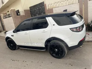 Land Rover Discovery Sport SE 2017 Blanc