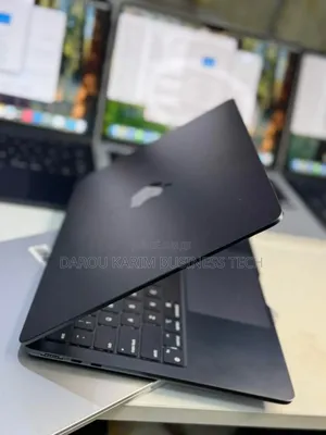 New Apple MacBook Air 2022 M2 8GB Apple M2 SSD 256GB