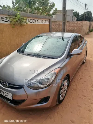 Hyundai Elantra 2013 Marron
