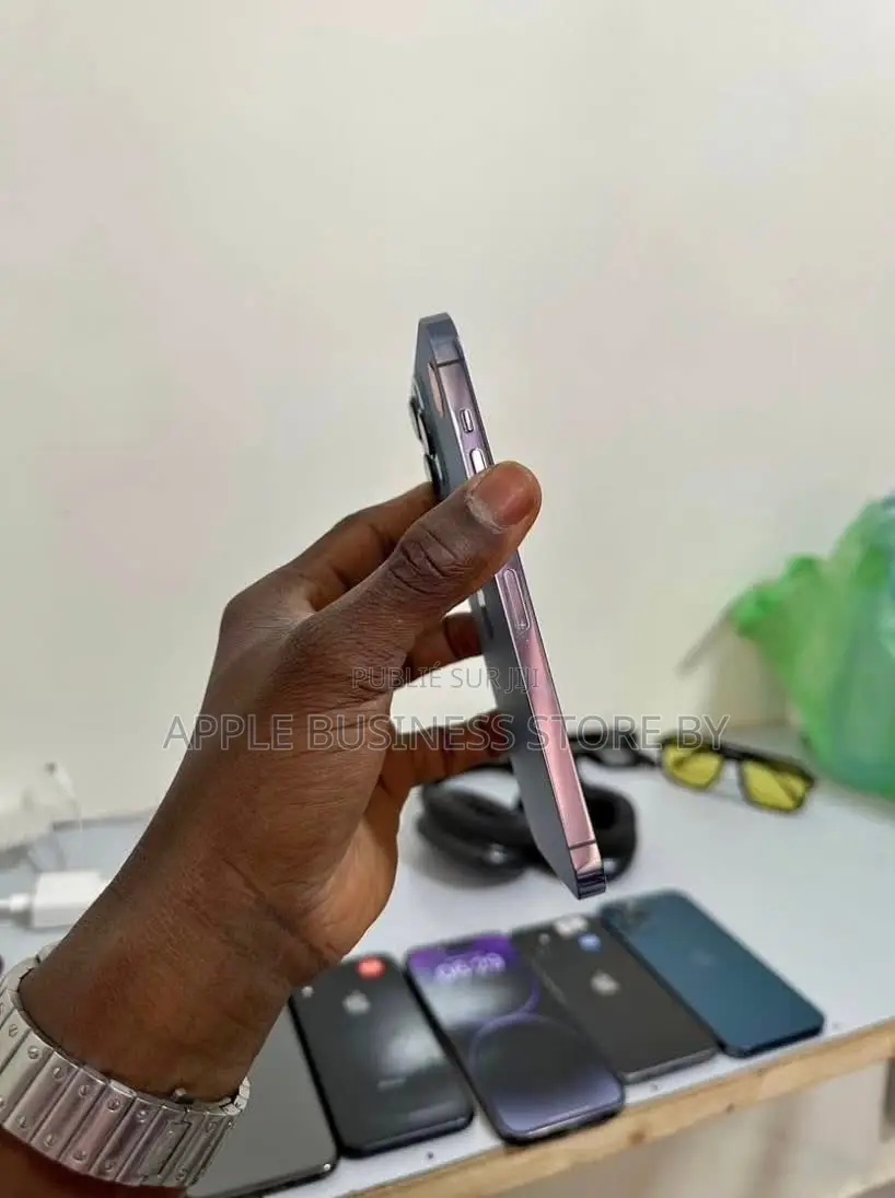 New Apple iPhone 13 Pro Max 128 GB Bleu