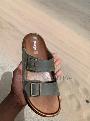 Chaussons Unisexes Witta – Confort Et Élégance Réunis