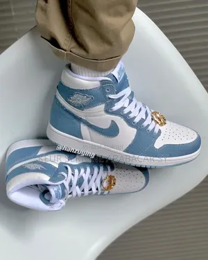 *Nike Air Jordan 1 Retro High Og*