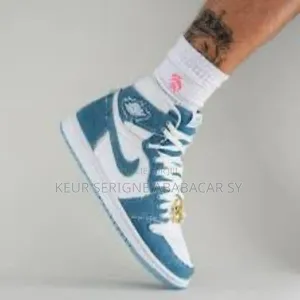 *Nike Air Jordan 1 Retro High Og*