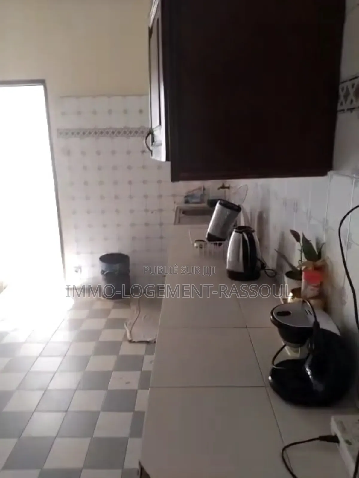 1chbre Appartement dans , Yoff à Louer