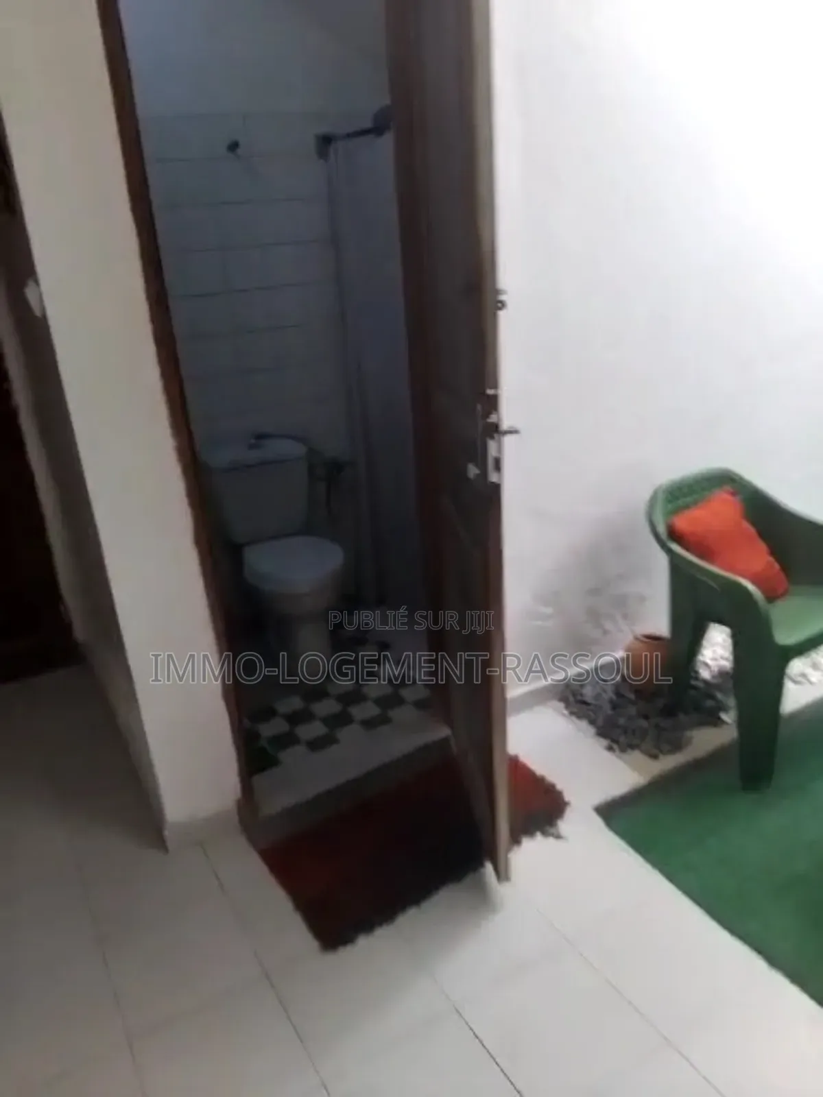 1chbre Appartement dans , Yoff à Louer