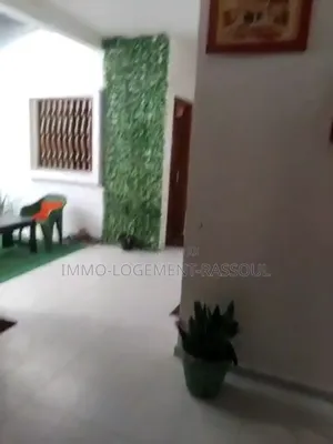 1chbre Appartement dans , Yoff à Louer