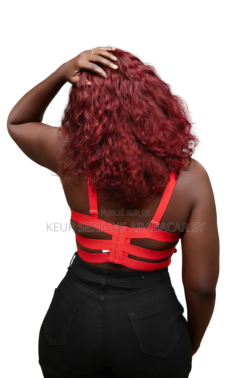 Admirez Notre Nouveau Soutien-gorge Gainant Et Stylé.