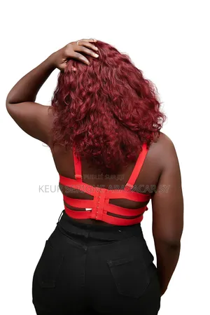 Admirez Notre Nouveau Soutien-gorge Gainant Et Stylé.