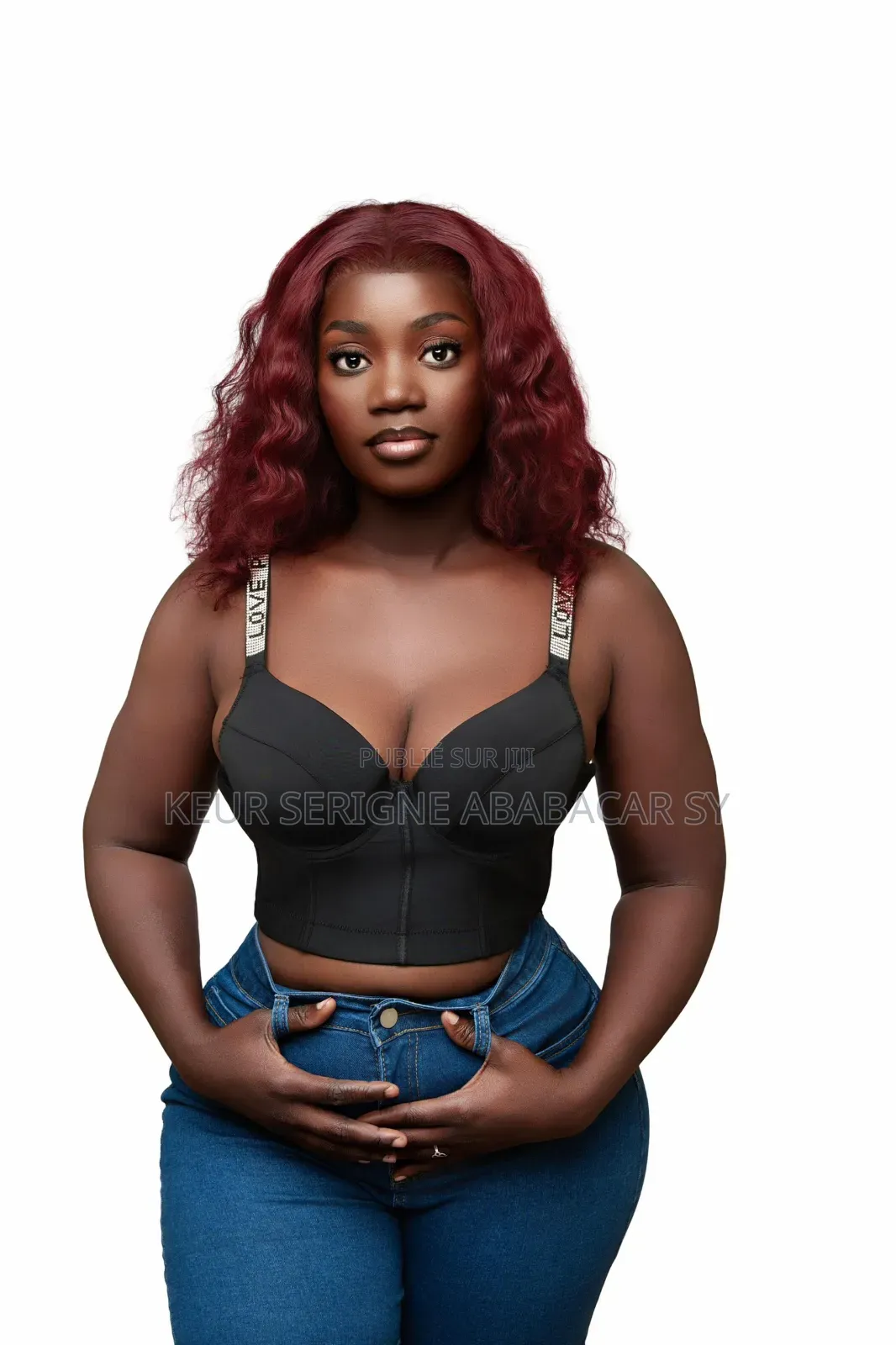 Admirez Notre Nouveau Soutien-gorge Gainant Et Stylé.