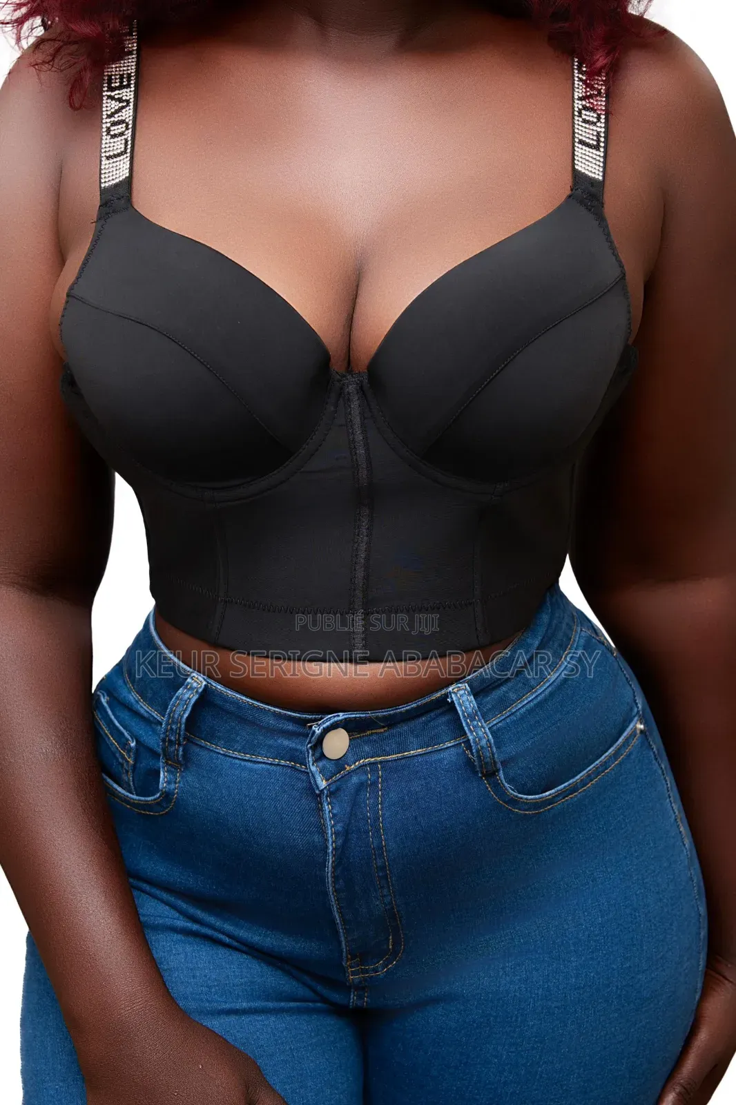 Admirez Notre Nouveau Soutien-gorge Gainant Et Stylé.