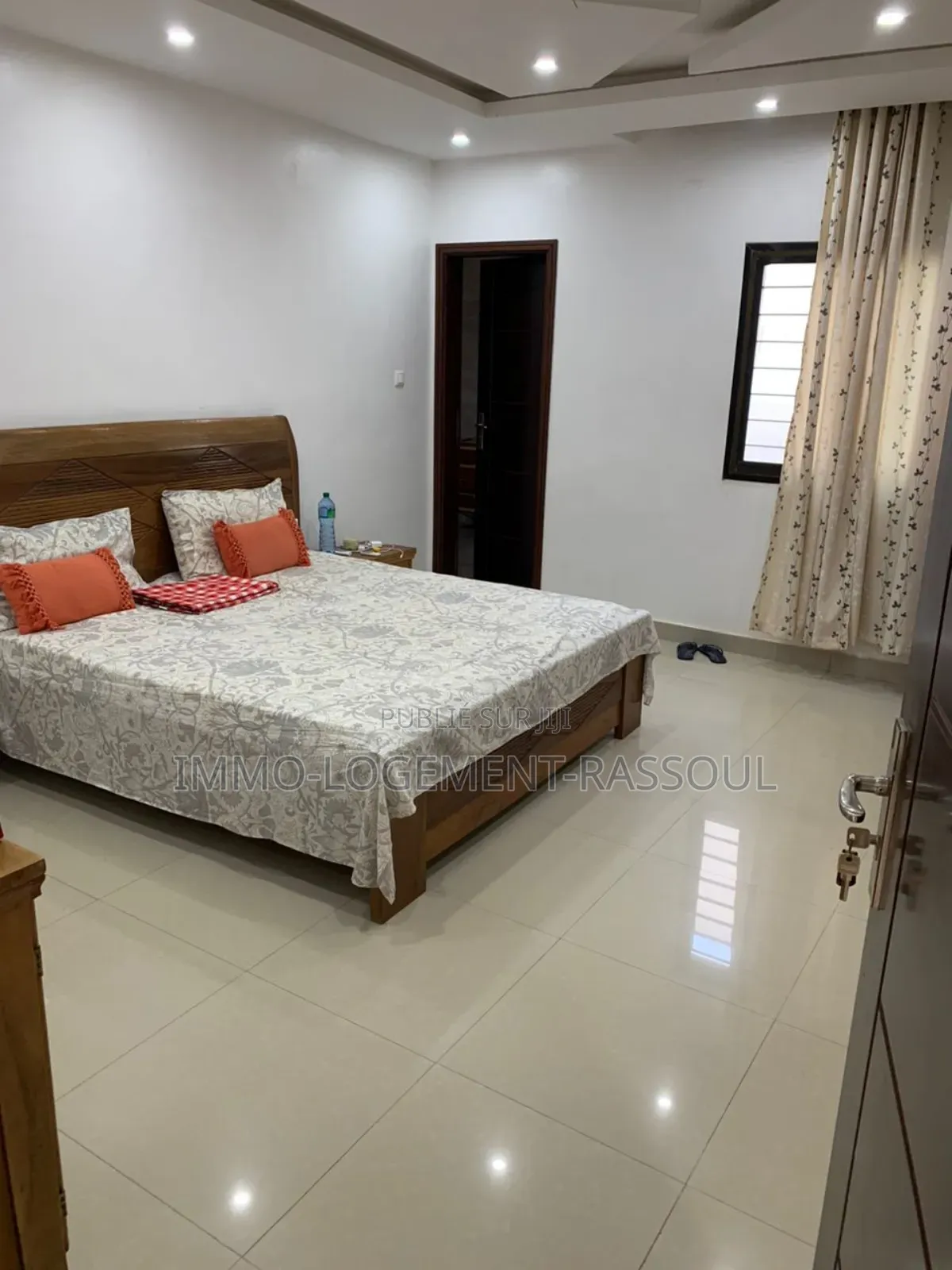 Furnished 2chbre Appartement dans , Almadies à Louer