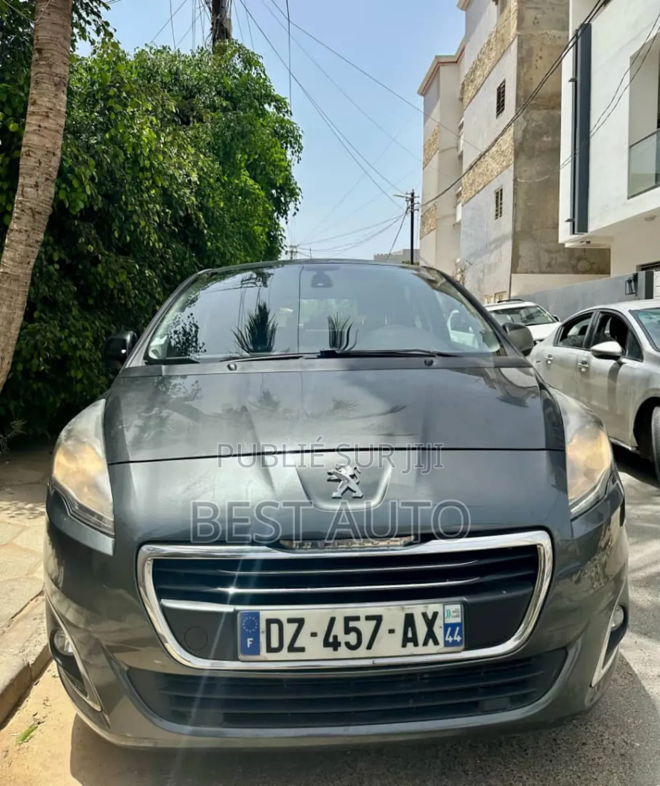 PEUGEOT 5008 2016 Gris