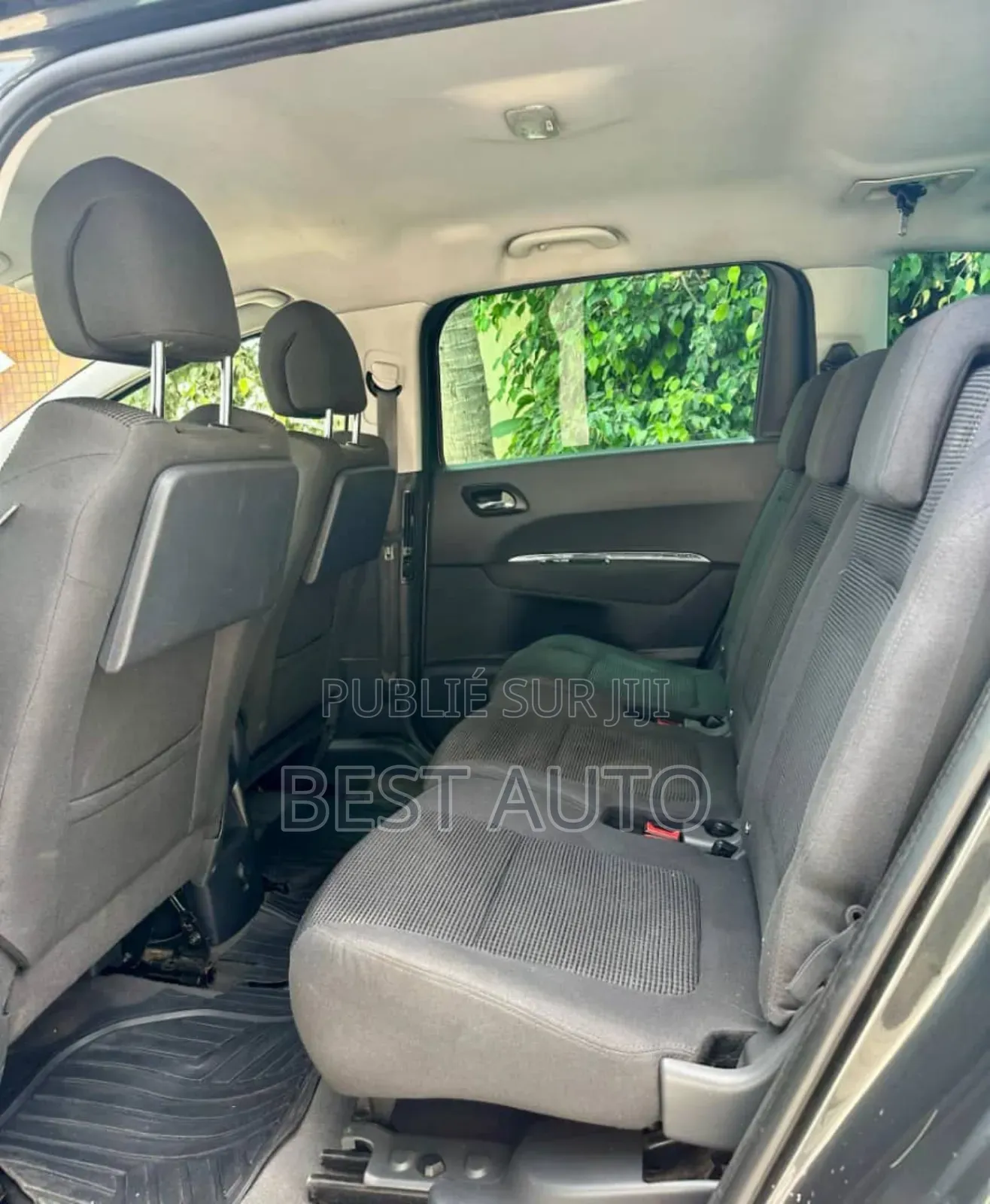 PEUGEOT 5008 2016 Gris