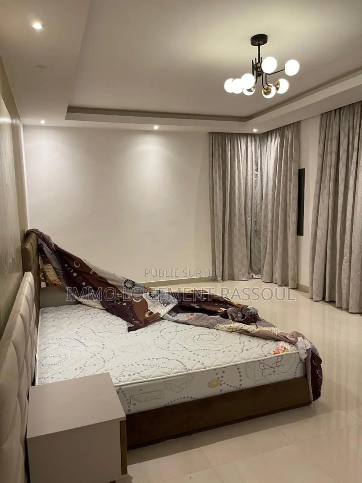 6chbre Appartement dans , Ouakam à Vendre